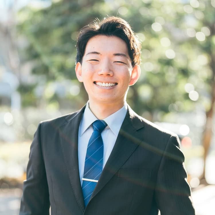 代表 櫻岡紘典